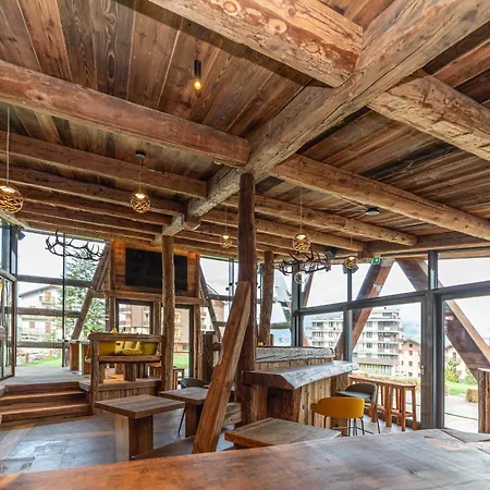 Hotiday Sauze Centro 3*