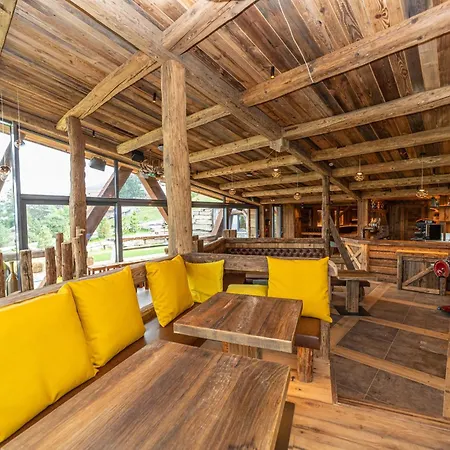 Hotel Hotiday Sauze Centro 3*