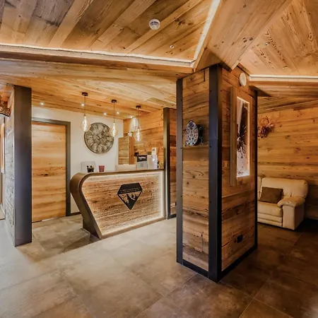 Hotiday Sauze Centro 3*