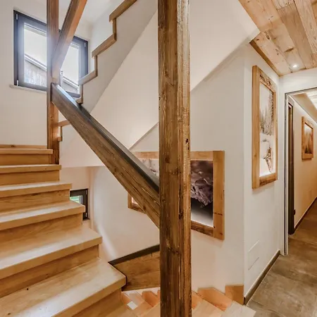 Hotiday Sauze Centro 3*