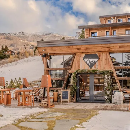 Hotiday Sauze Centro Hotel