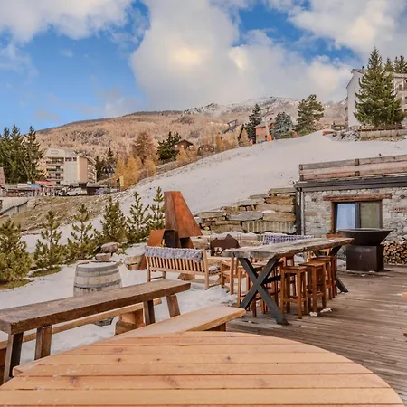 Hotiday Sauze Centro Hotel 3*